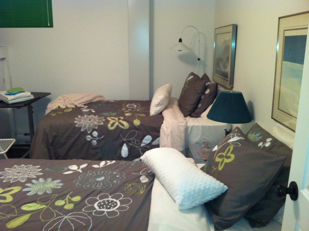 B&B Aux Deux Pignons Donnacona Quarto foto