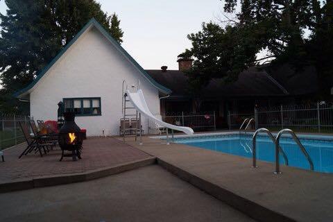 B&B Aux Deux Pignons Donnacona Exterior foto